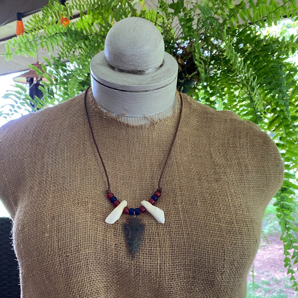 Arrowhead & Buffalo Teeth Necklace, Unisex
